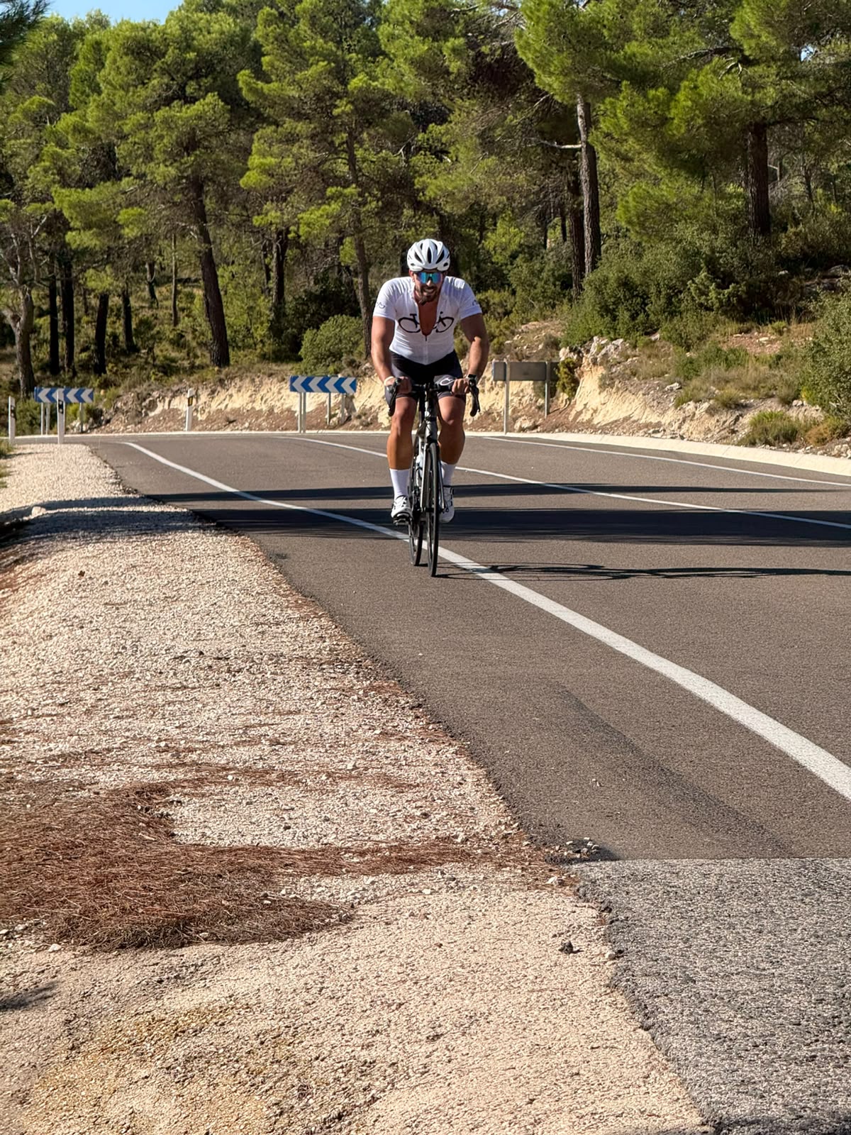 Sesión de ciclismo en carretera